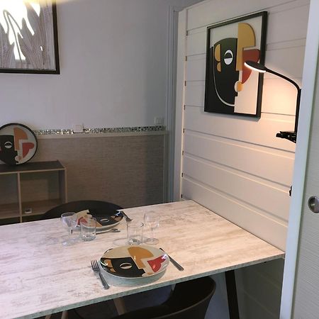 2 Pieces Independant Avec Son Jardinet Prive Hotel Borgo  Eksteriør billede